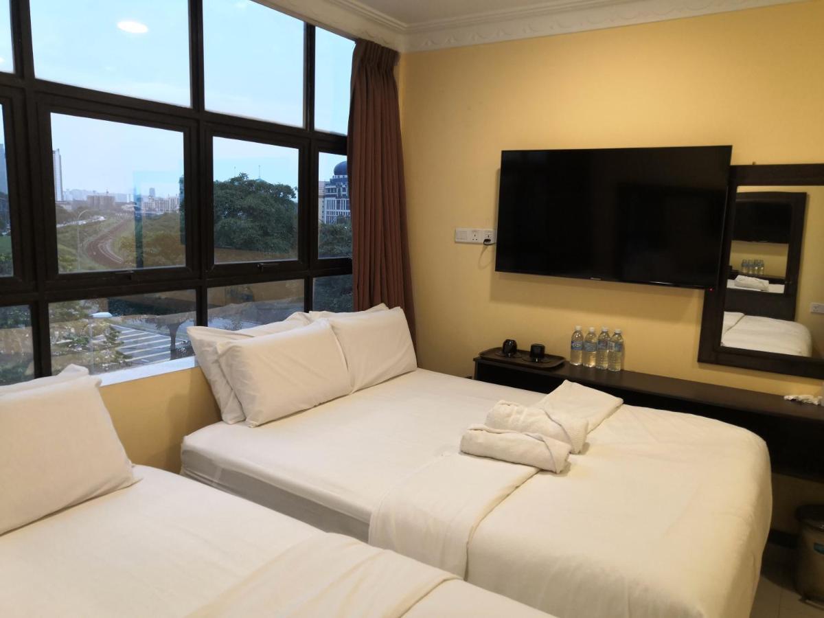 City Times Inn Сери-Кембанган Экстерьер фото